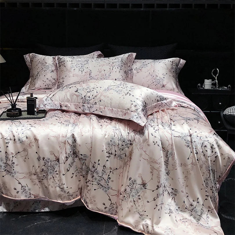 Luxury Natural Silk Floral Bedding Set – 4-Piece Smooth & Silky Comfort Set